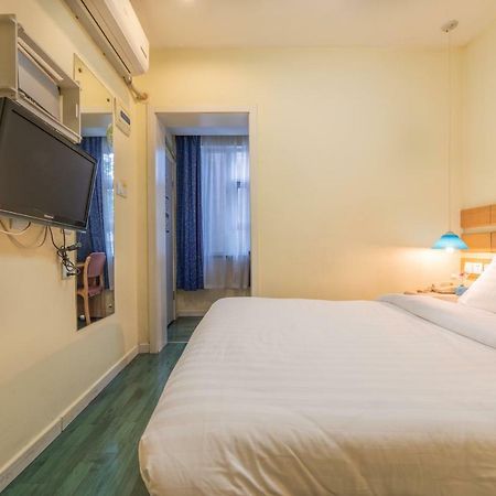 Home Inn Chongqing Jiangbei Airport Shuangfeng Road Екстер'єр фото