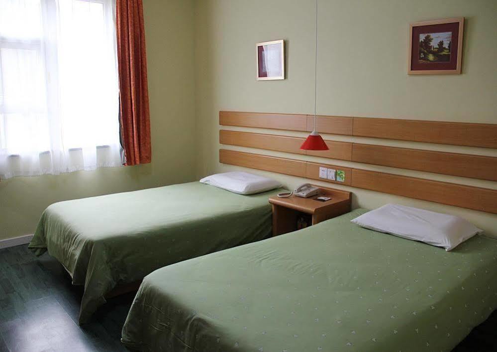 Home Inn Chongqing Jiangbei Airport Shuangfeng Road Екстер'єр фото