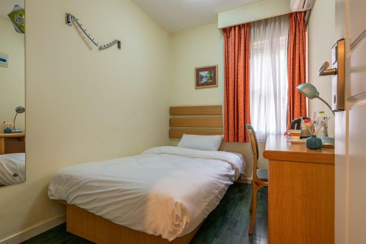 Home Inn Chongqing Jiangbei Airport Shuangfeng Road Екстер'єр фото